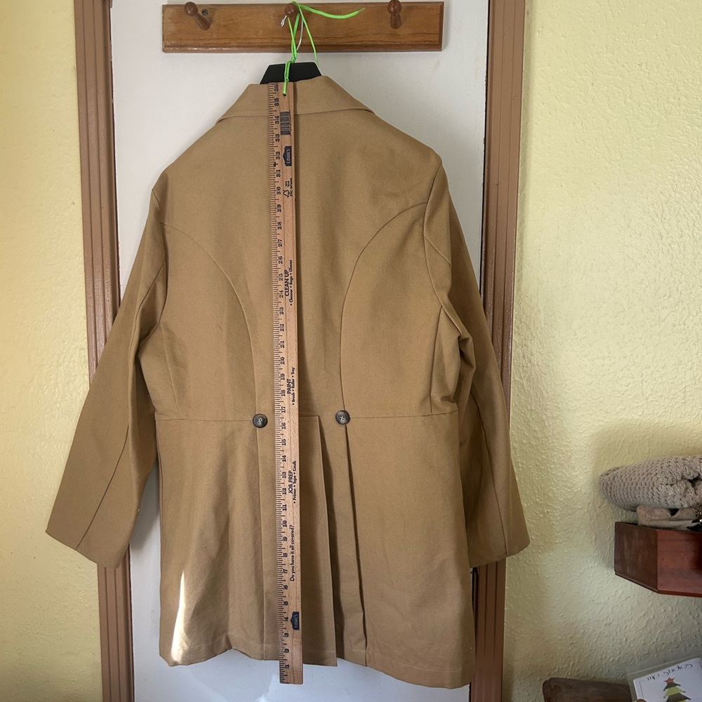 Tan Buttoned Coat, King Ranch